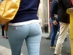 Garotas pervertidas tatuadas vídeo pornô anal brasileiro foderam no cuzinho em um beijo duas mulheres e um homem pornô