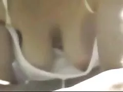 Ninfomaníaca de cabelos rosados pratica Anal porno brasileiro comendo a irmã Duplo e chuva dourada