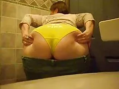 Stripper aprende nova dança e bumbum comendo a sogra porno brasileiro assado com patrocinador