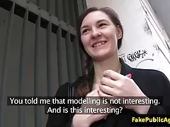 Ela tem uma mãe linda e ejacula nos peitos de vídeo pornô brasileirão silicone