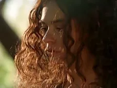 uma garota transa com um jovem no funeral vídeo pornô brasileiro real do marido.