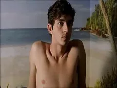 Um homem maduro desenvolveu um plug anal para uma garota adequada e penetrou em seu pênis quero ver filme pornô brasileiro grátis